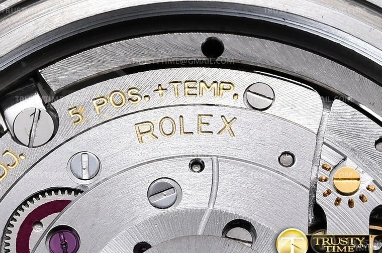 0211 ROLYM179 – YachtMaster EyeCatching 1076